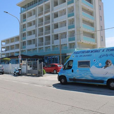 Hotel Atlantic Senigallia Exteriör bild