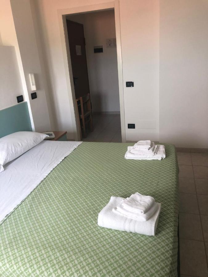 Hotel Atlantic Senigallia Exteriör bild