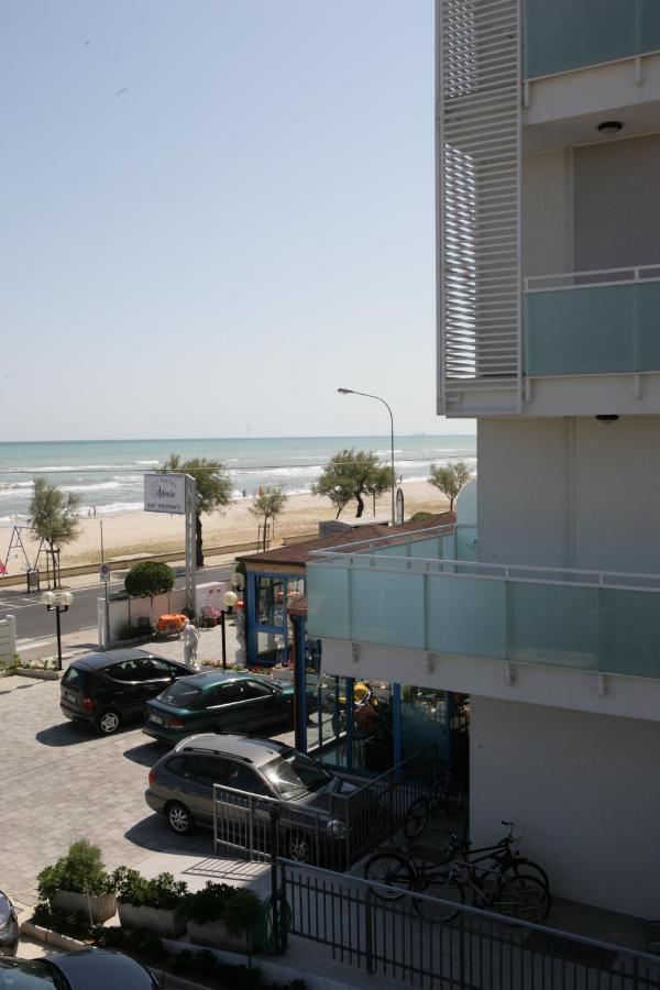 Hotel Atlantic Senigallia Exteriör bild
